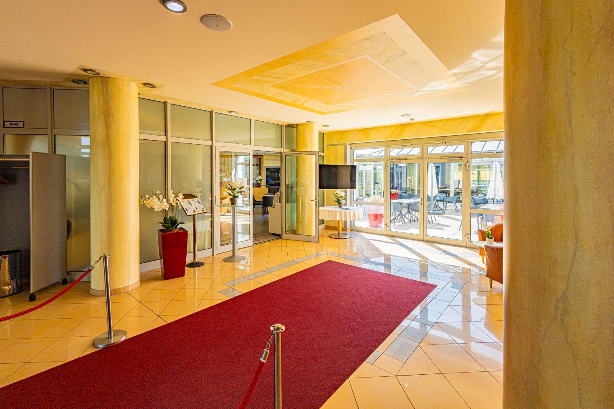 Business Vital Hotel Am Rennsteig Suhl Exterior photo